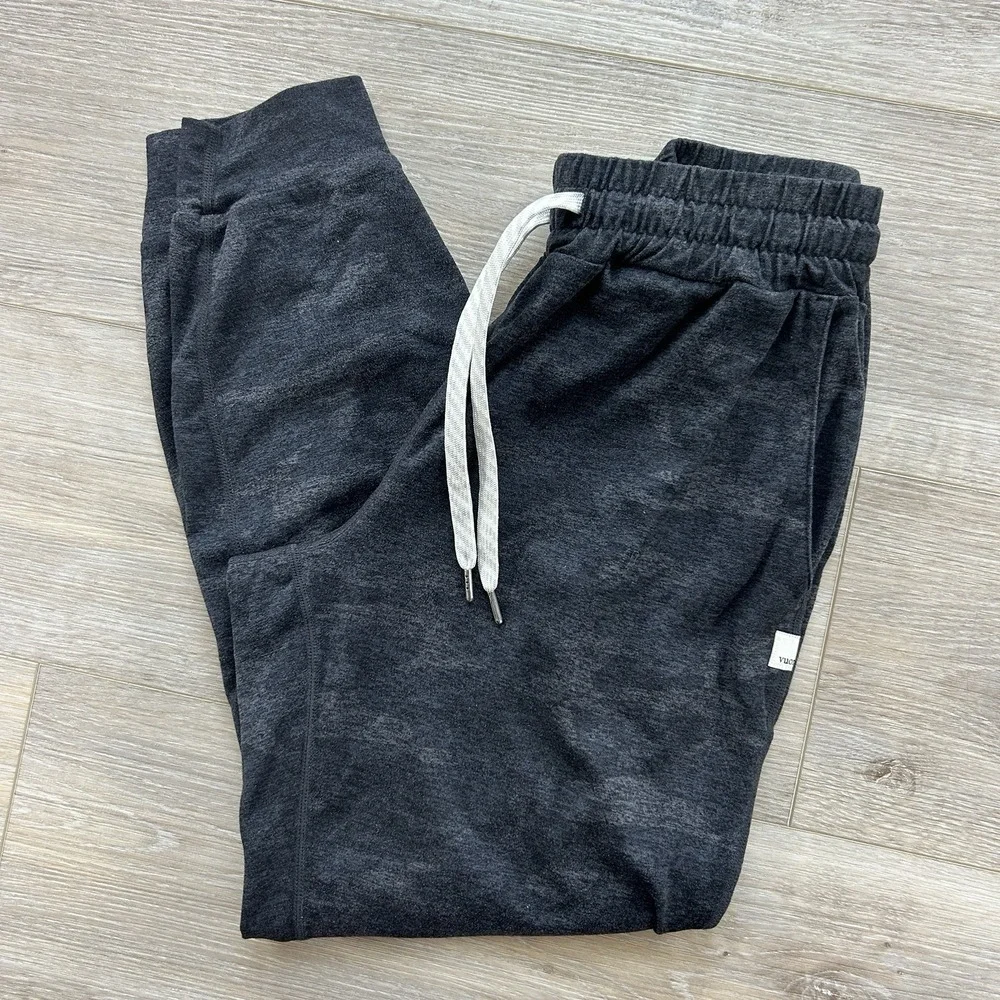 Vuori Performance Jogger Pants Womens XS Black Camo Heather Dreamknit VW303